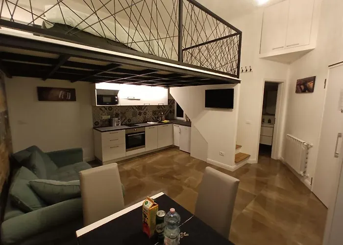 Apartment Duna River Shining